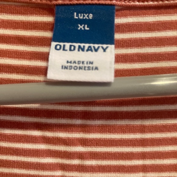 NWT OLD NAVY MAUVE STRIPED TEE XL - Picture 4 of 4